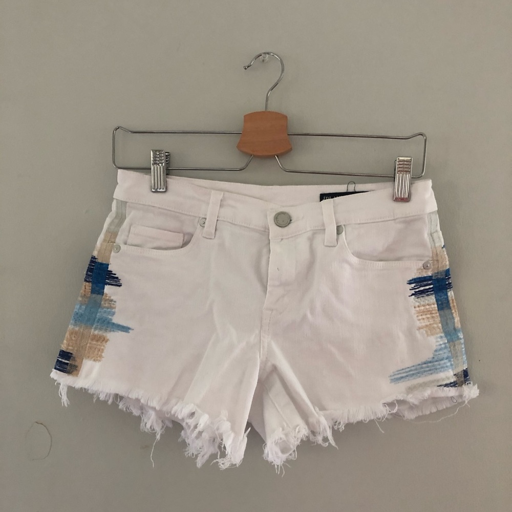 [Blank NYC] The Astor Embroidered White Denim Shorts SZ 26